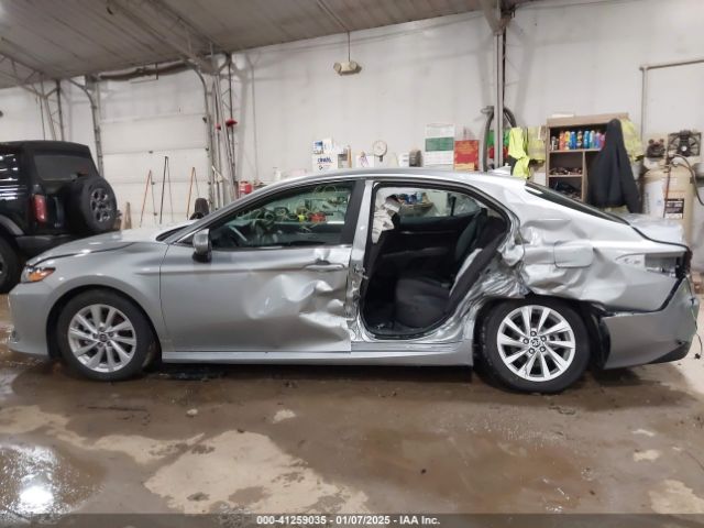 4T1C11AK5RU261268 Toyota CAMRY LE