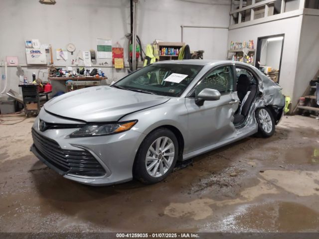 4T1C11AK5RU261268 Toyota CAMRY LE