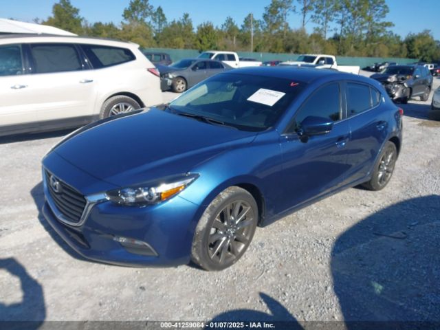3MZBN1L3XJM210428 Mazda Mazda3 Touring