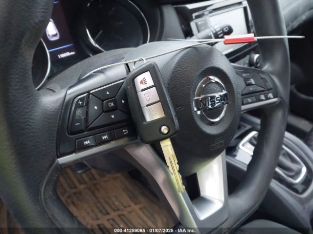 5N1AT2MV2JC757393 Nissan ROGUE S