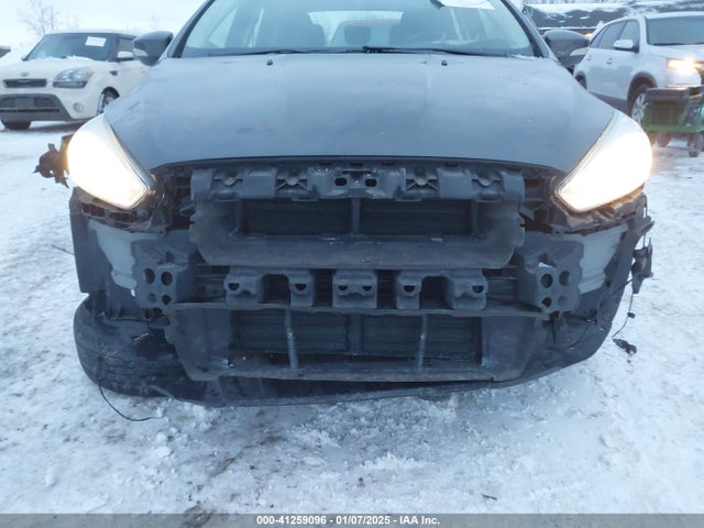 Ford FOCUS SE 2015 1FADP3F23FL333961 Image 6