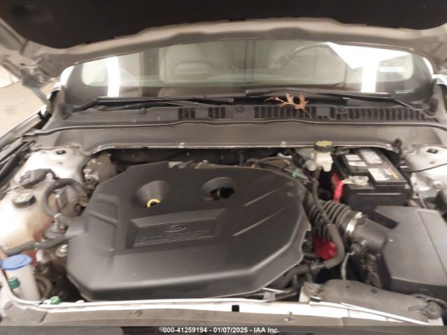3FA6P0T97HR243242 Ford FUSION SE