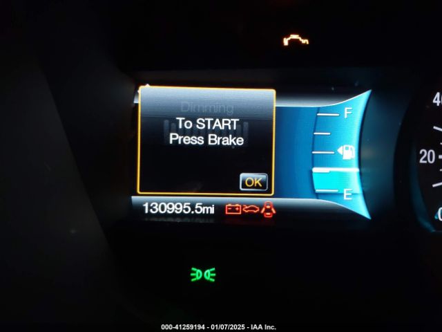 3FA6P0T97HR243242 Ford FUSION SE
