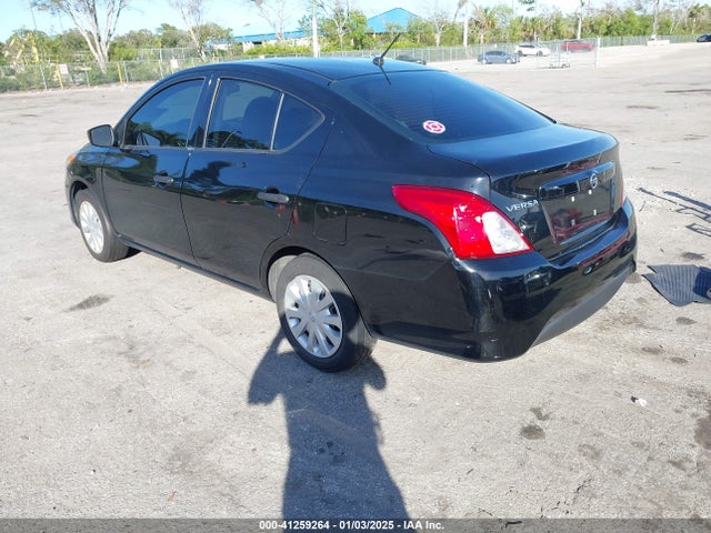 Nissan Versa 1.6 S 2019 3N1CN7AP7KL824668 Image 3