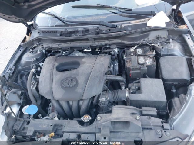 3MYDLBYV8JY314864 Toyota YARIS IA