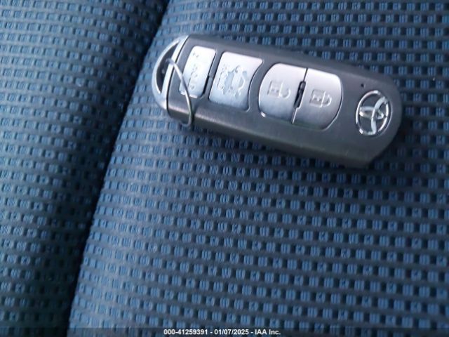 3MYDLBYV8JY314864 Toyota YARIS IA