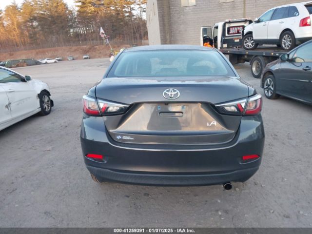 3MYDLBYV8JY314864 Toyota YARIS IA