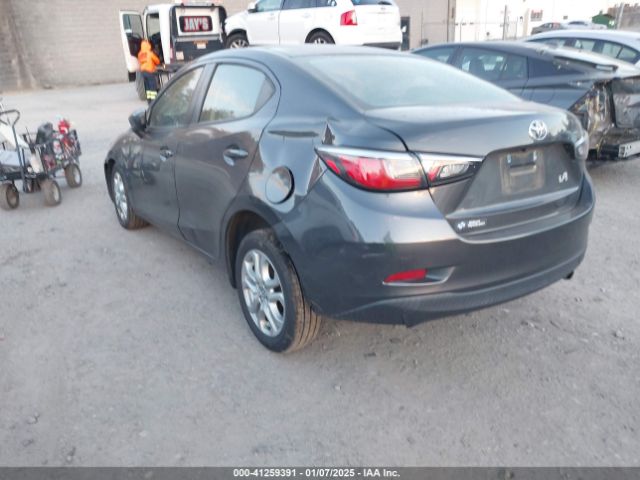 3MYDLBYV8JY314864 Toyota YARIS IA