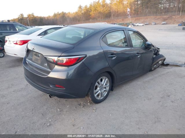 3MYDLBYV8JY314864 Toyota YARIS IA