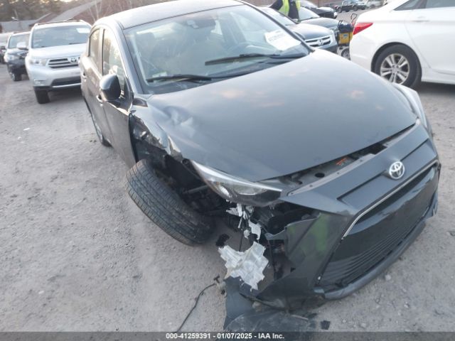 3MYDLBYV8JY314864 Toyota YARIS IA