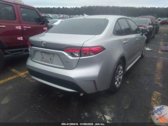 5YFEPMAE3NP282456 Toyota COROLLA LE