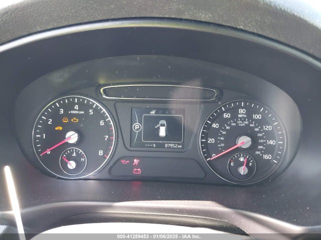5XYPG4A34HG283048 KIA Sorento 2.4l Lx