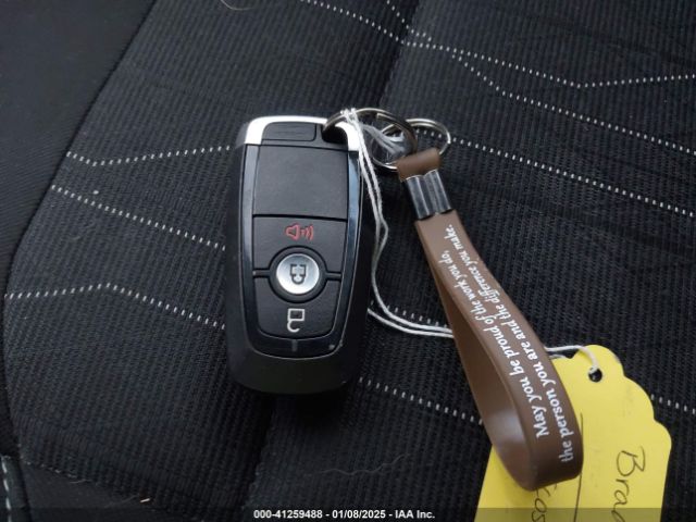 MAJ6P1UL9JC210845 Ford Ecosport Se