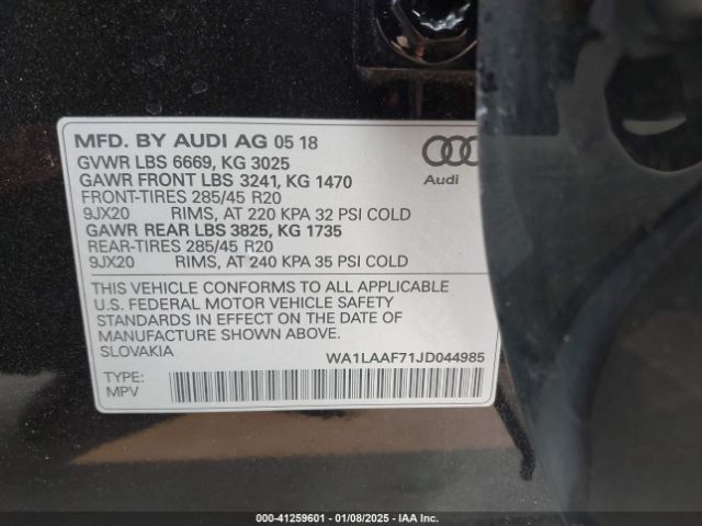 WA1LAAF71JD044985 Audi Q7 3.0t Premium
