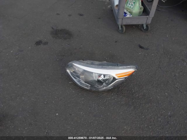 KNDJP3A58J7600365 KIA SOUL +