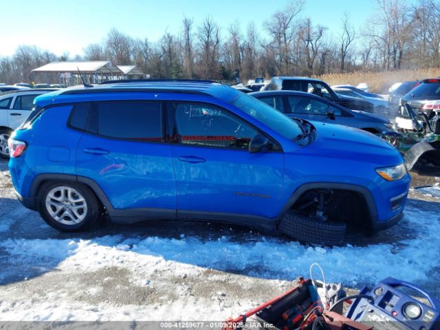 3C4NJDAB3JT440776 Jeep Compass Sport 4x4