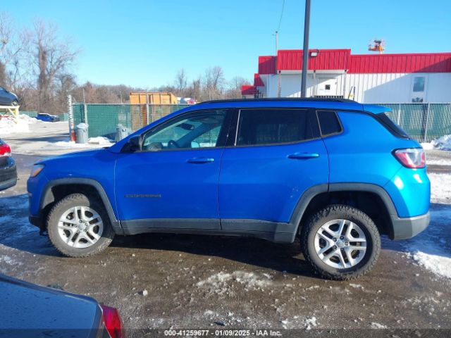 3C4NJDAB3JT440776 Jeep Compass Sport 4x4