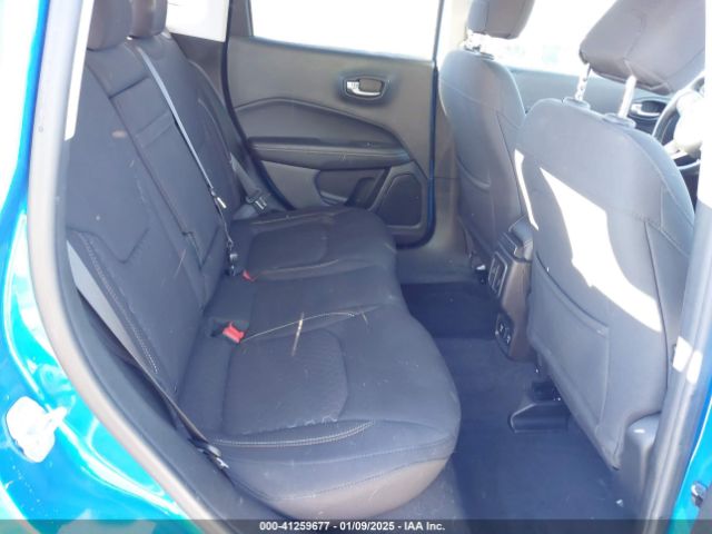 3C4NJDAB3JT440776 Jeep Compass Sport 4x4