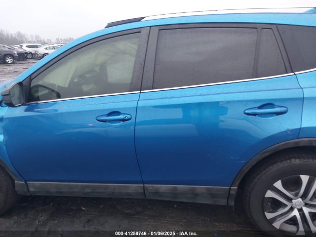 Toyota RAV4 LE 2016 JTMZFREV5GD091798 Image 15