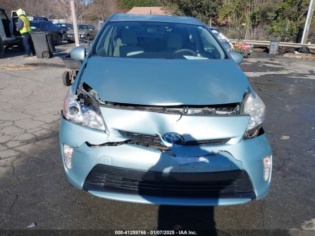JTDKN3DUXE1835324 Toyota Prius Two
