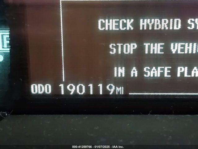 JTDKN3DUXE1835324 Toyota Prius Two
