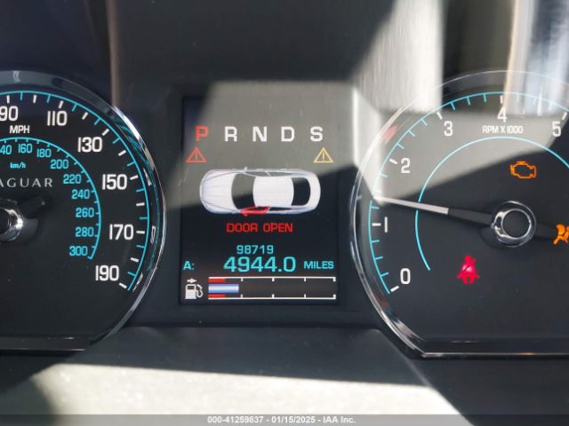 2013 JAGUAR XF SAJWA0ES3DPU03891 Photo 6