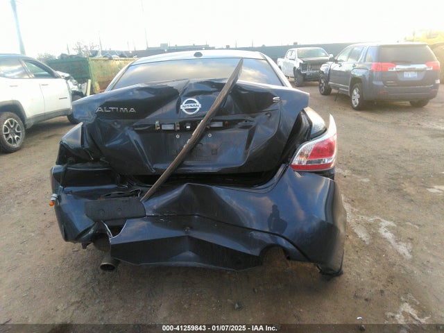 Nissan Altima 2.5 S 2015 1N4AL3AP1FN382582 Image 16