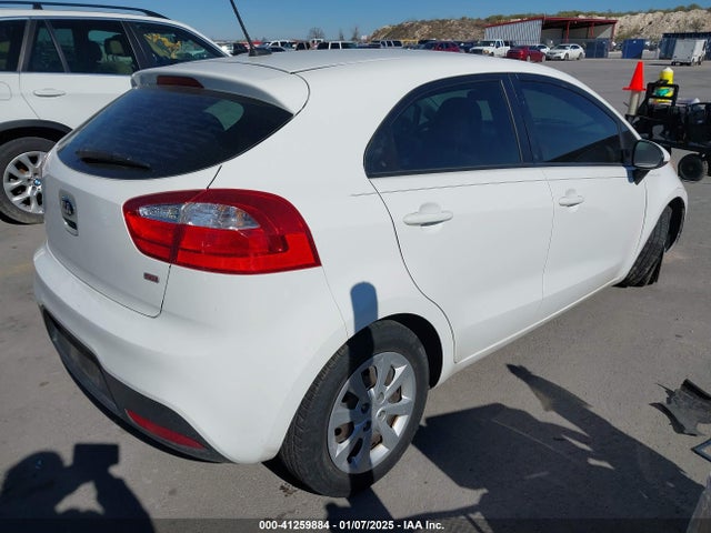 KIA RIO LX 2015 KNADM5A31F6446222 Image 4