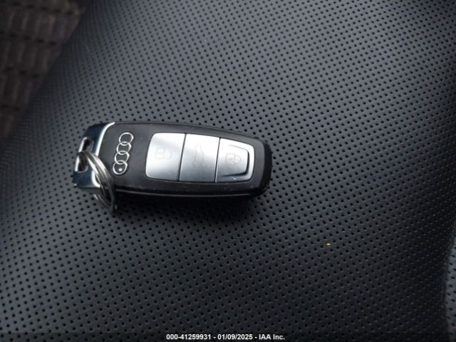 WA1FVAF11KD021639 Audi Q8 55 Premium