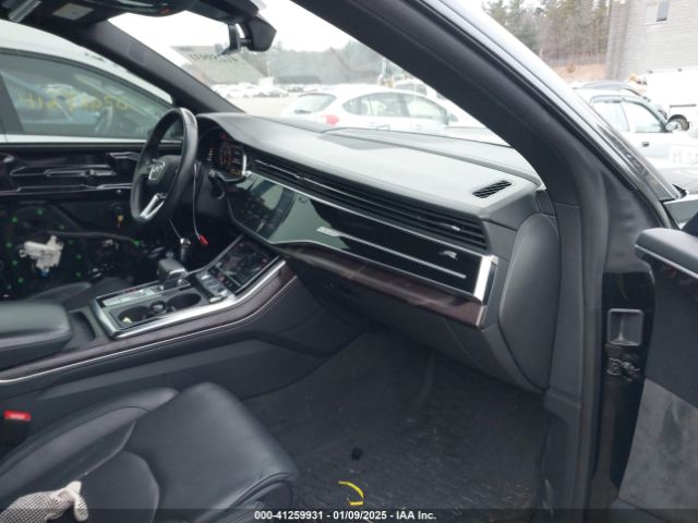 WA1FVAF11KD021639 Audi Q8 55 Premium