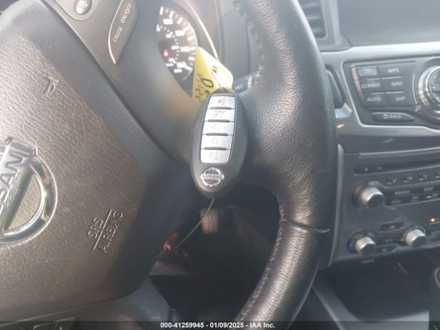 5N1DR2MN1JC665333 Nissan Pathfinder Sl