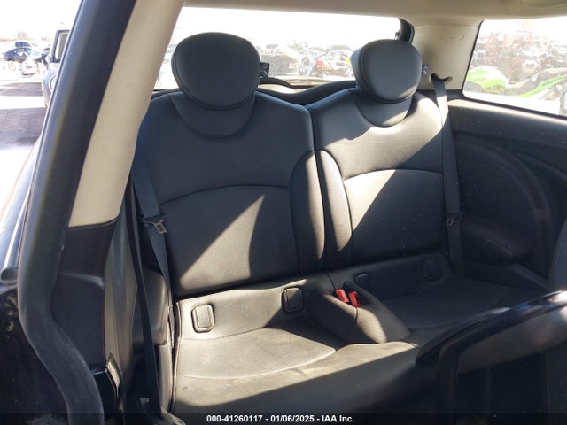 2012 MINI COOPER WMWSU3C54CT543681 Photo 7