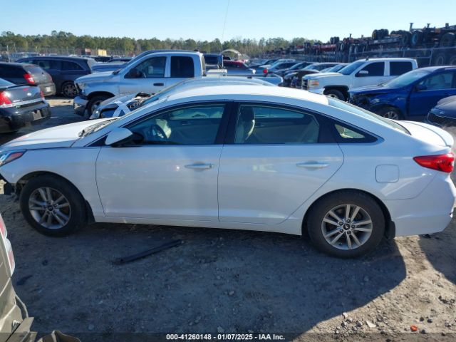 5NPE24AF4HH475627 Hyundai SONATA SE