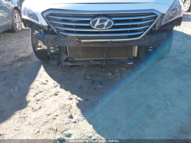 5NPE24AF4HH475627 Hyundai SONATA SE