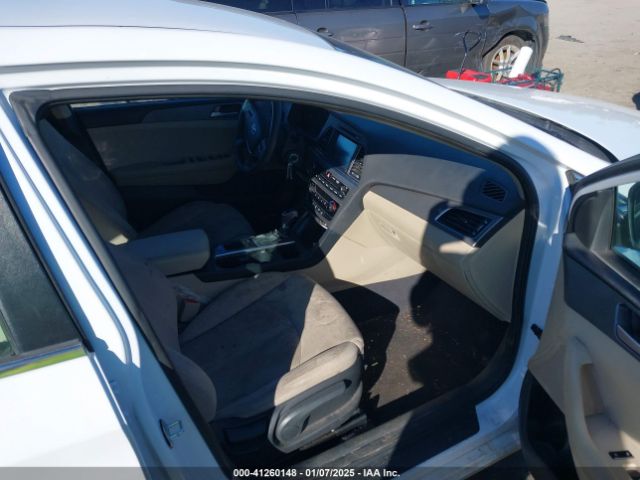 5NPE24AF4HH475627 Hyundai SONATA SE