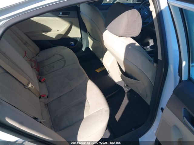 5NPE24AF4HH475627 Hyundai SONATA SE