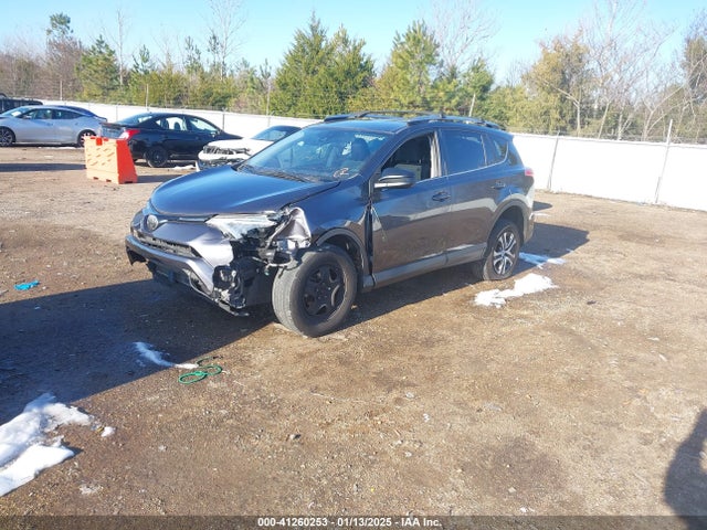 Toyota RAV4 LE 2018 JTMZFREV9JJ152322 Image 2