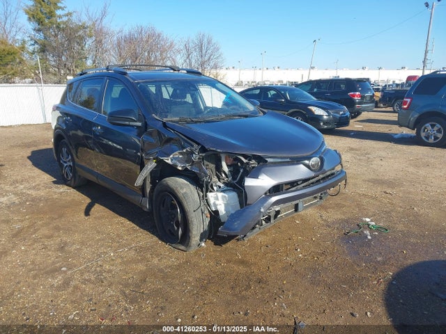 Toyota RAV4 LE 2018 JTMZFREV9JJ152322 Image 6