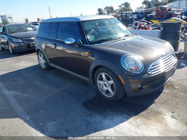 2008 MINI COOPER CLUBMAN WMWML335X8TN66580 Photo 0