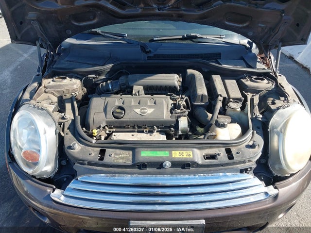 2008 MINI COOPER CLUBMAN WMWML335X8TN66580 Photo 9