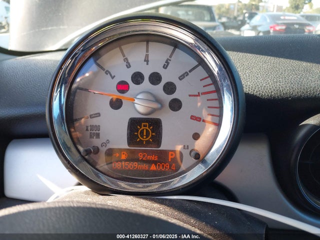 2008 MINI COOPER CLUBMAN WMWML335X8TN66580 Photo 6