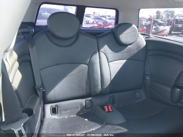 2008 MINI COOPER CLUBMAN WMWML335X8TN66580 Photo 7