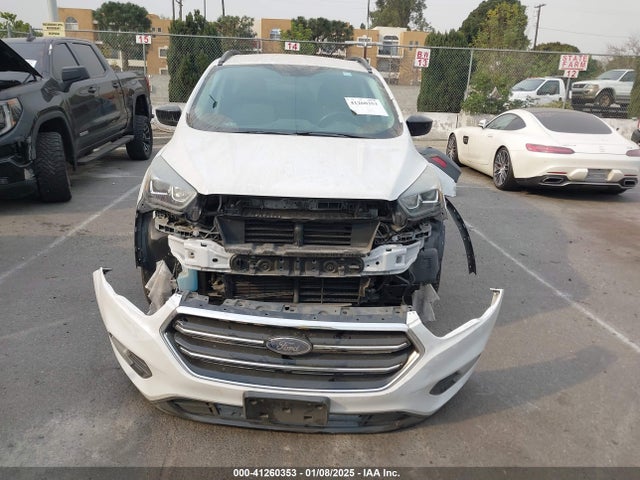 Ford ESCAPE SE 2017 1FMCU0GD9HUC26421 Image 13
