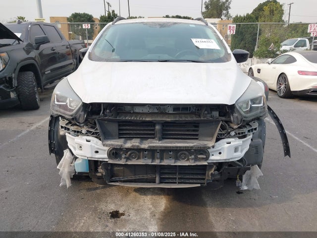 Ford ESCAPE SE 2017 1FMCU0GD9HUC26421 Image 6