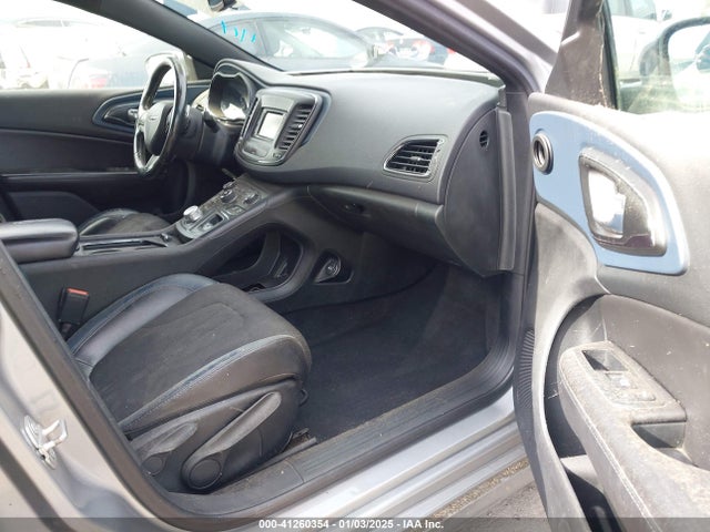 Chrysler 200 S 2015 1C3CCCBB7FN595983 Image 5