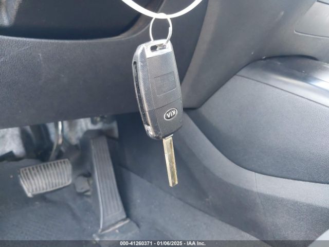 5XYPG4A34KG554021 KIA Sorento 2.4l Lx