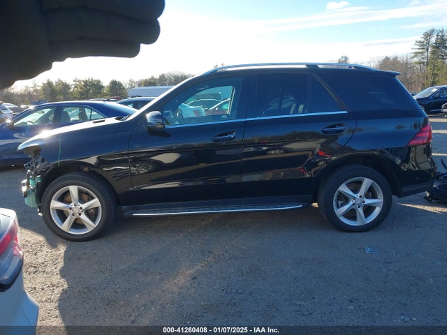 4JGDA5HB6HA854364 Mercedes-Benz m276
