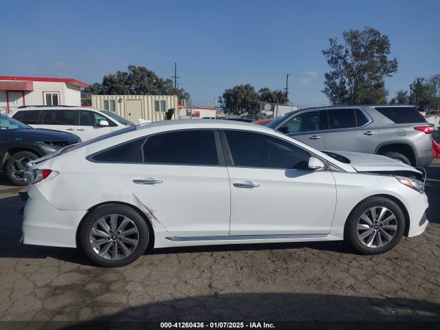 Hyundai Sonata Sport 2016 5NPE34AF1GH280287 Image 13