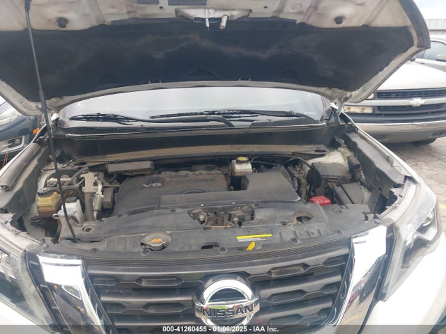 5N1DR2MNXJC618625 Nissan Pathfinder Sl