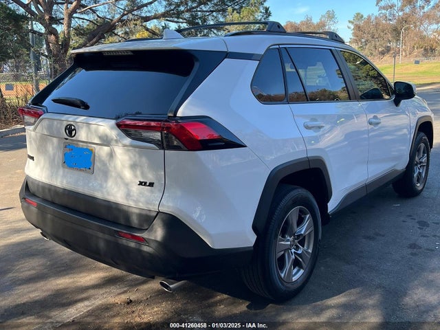 Toyota Rav4 Xle 2022 2T3W1RFV0NC174962 Image 4